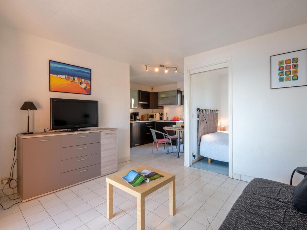 Apartment Le Capitole-3 By Interhome Fréjus 외부 사진